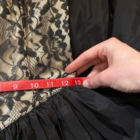 Vintage Gunne Sax Black Gold Dark Floral Lace Strapless Prom Dress Gown Goth - Picture 13 of 16